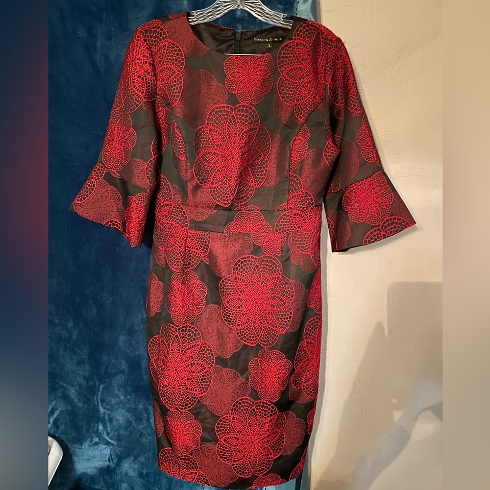 Preston & York Elegant Red and Black Floral Bell Sleeve Dress